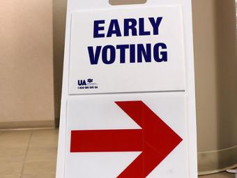 Early voting sign.