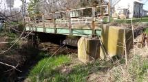 Bridge viewed from the side.